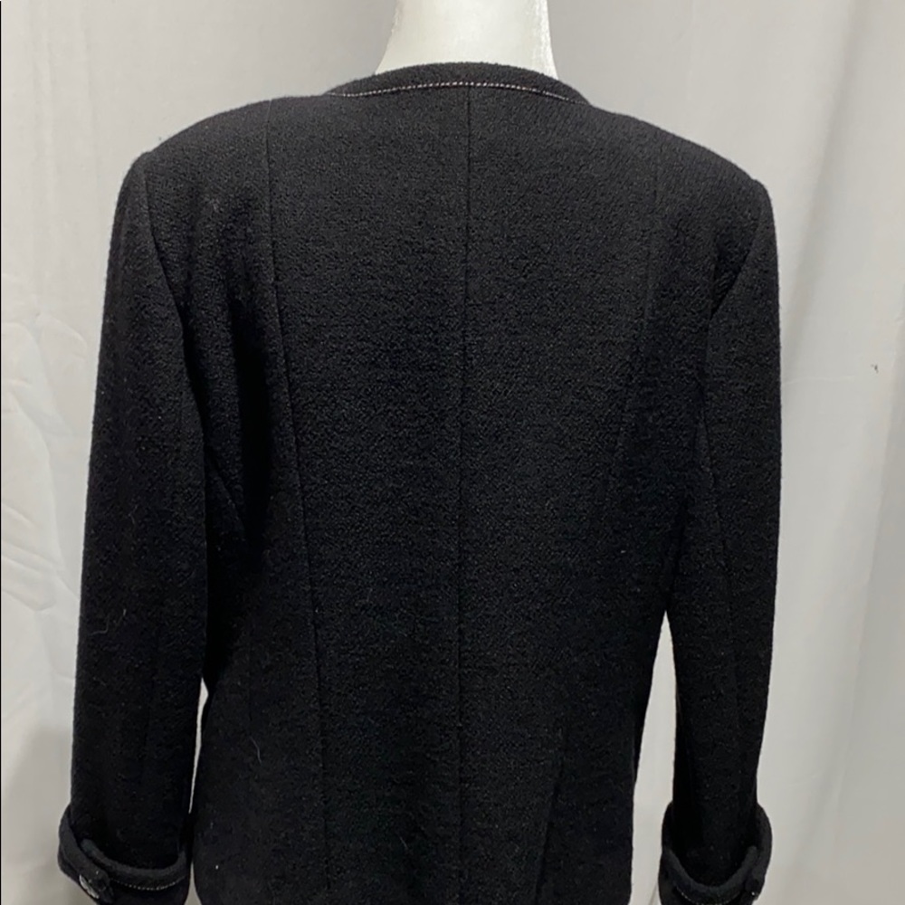 Chanel - jacket - Picture 5 of 13